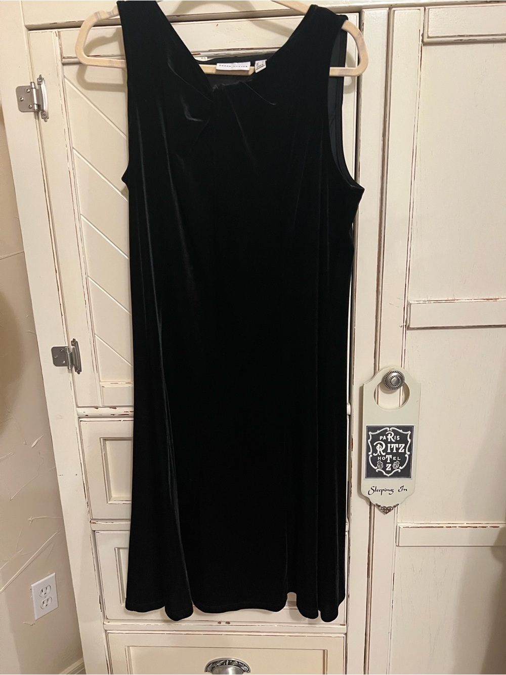 Susan Graver Black Velvet Sleeveless Shift Dress